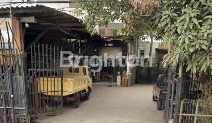 STRATEGIC HOUSE & SHOP ON KAPUK RAYA STREET, CENGKARENG, WEST JAKARTA