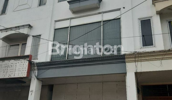 For Sale and Lease 3.5-Story Shop House Near Becakayu Toll Road, Kalimalang, Bekasi