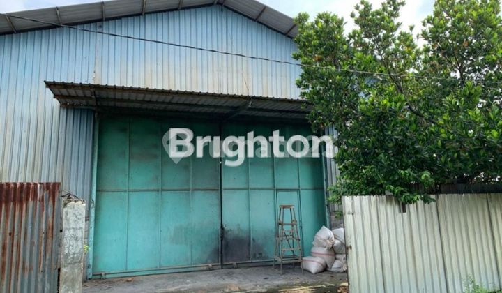 GUDANG Siap Pake  DI RAYA DOMAS MENGANTI  GRESIK 2