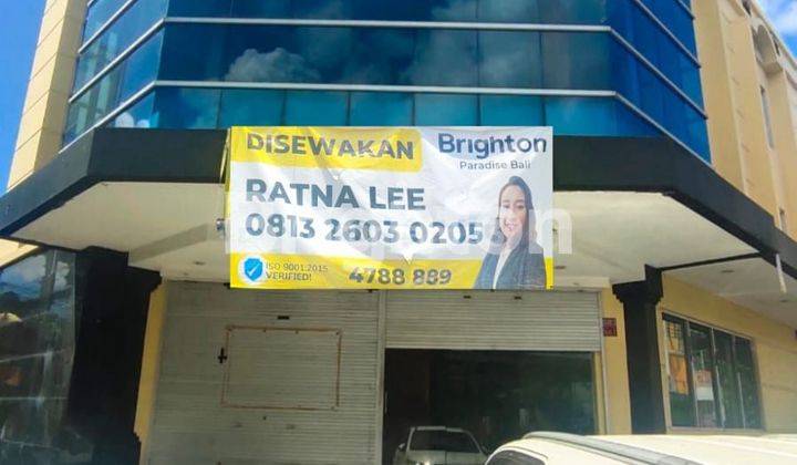 Large shophouse at the Central Parking Junction of Jl Patih Jelantik and Dewi Sri Kuta 1