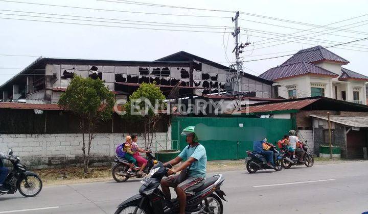 Gudang Pinggir Jalan Karangawen Kabupaten Demak 1