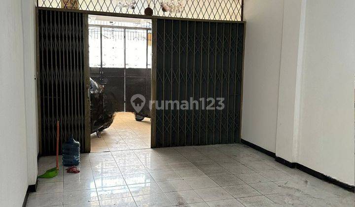 ANA RUKO UK 4X14M LOKASI STRATEGIS JELAMBAR 1