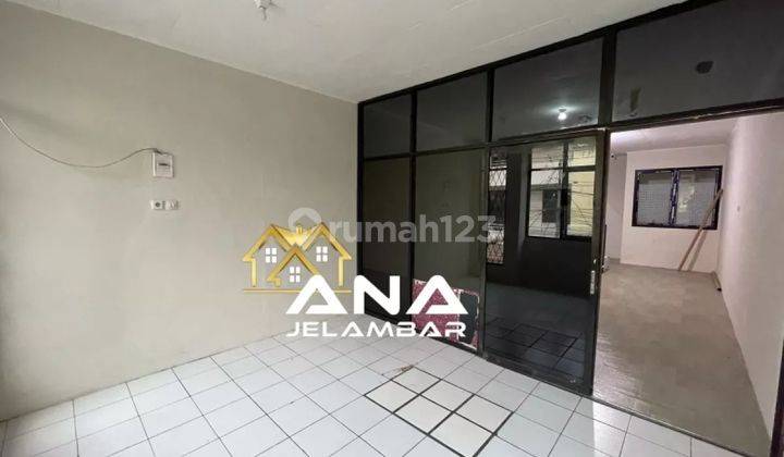 ANA RUMAH STRATEGIS 3.8X15M² BISA USAHA DI JELAMBAR 2