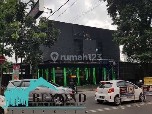 Untuk café pas banget,di pusat kota nih bikin mujur di Pasirkaliki Bandung 2