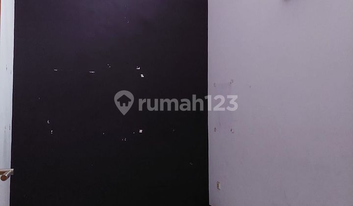 Suitable for Courses, Cafés, Offices, etc. Shophouse in Citraland, Surabaya -ME- 2