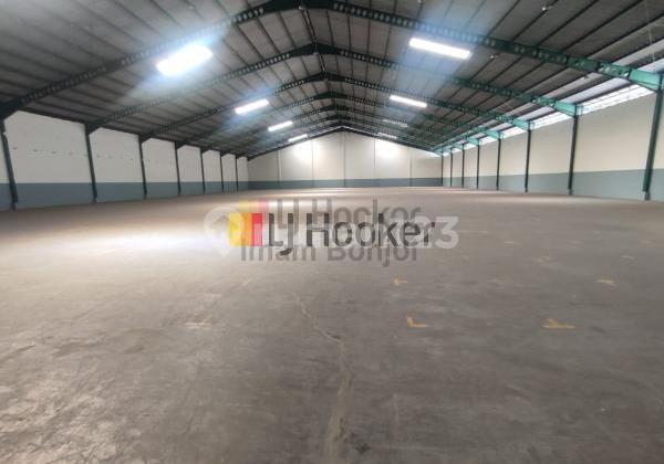 Gudang Ada Loading Dock dan Kantoran Kecil di Kic Gatot Subroto Gatsu Semarang Barat 9371 Gudang Ada Loading Dock dan Kantoran Kecil di Kic Gatot Subroto Gatsu Semarang Barat 9371