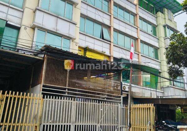 Ruko Gandeng Belakang Lokasi Komersial di Grogol Jakarta Barat 1