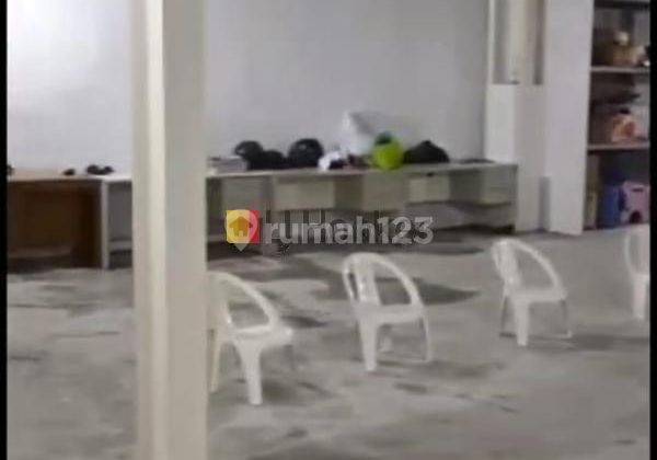 Ruko Gandeng Belakang Lokasi Komersial di Grogol Jakarta Barat 2