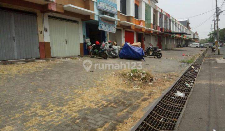 Ruko Jalan Buntaran, Manukan Wetan, Tandes, Ada 6 Unit Ruko - DT 2