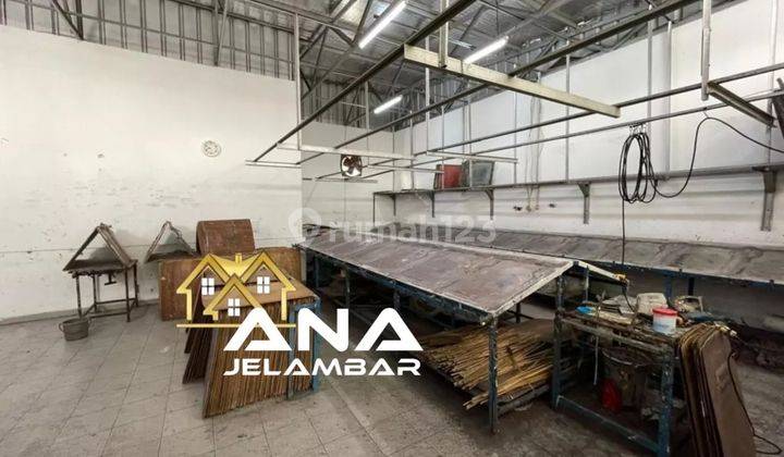 ANA RUANG USAHA LUAS UK 10X16M DI JELAMBAR 2