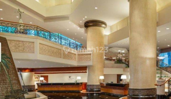 Hotel Bintang Lima Lokasi di jl Embong Malang  1