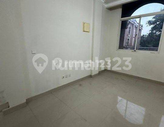 Ruko di Boulevard 3,5 lantai di Jalan Utama Grand Galaxy, Bekasi Selatan 2