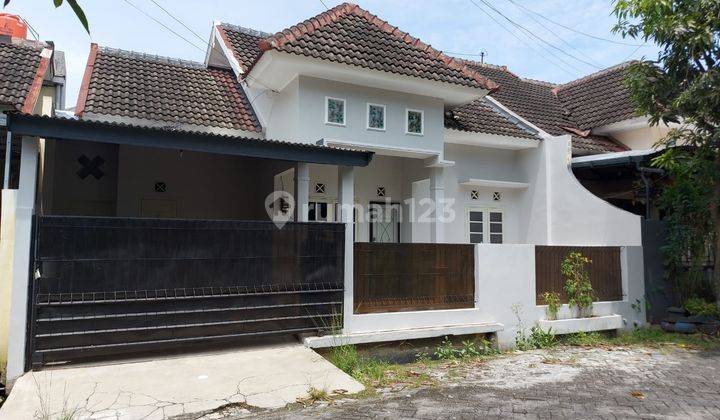 Rumah dijual nyaman di Semarang Timur  2