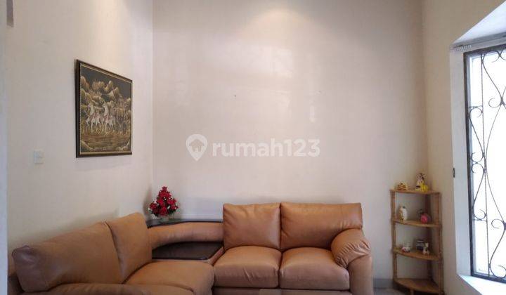 Rumah hook semi furnish layak huni di Muara Karang blok 10 2