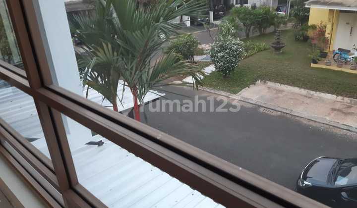Rumah elegan yg asri bebas banjir 2