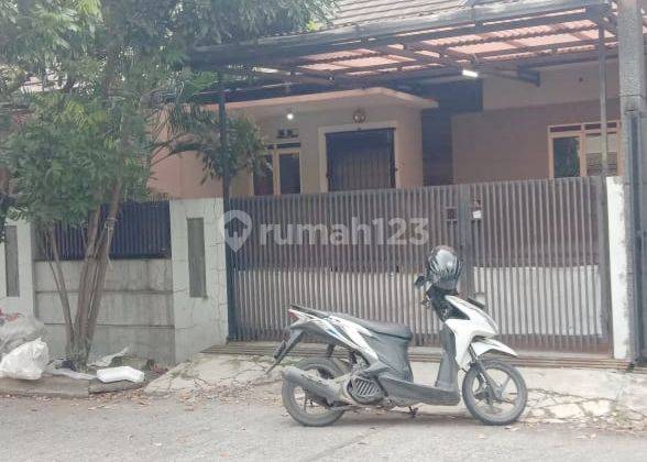 Rumah Cantik Di Tki 3, Blok E 2