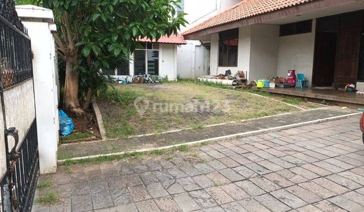 Dijual rumah di Karmel Raya, Kebon Jeruk, Jakarta Barat 1