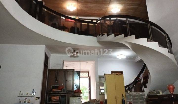 Dijual rumah di Karmel Raya, Kebon Jeruk, Jakarta Barat 2