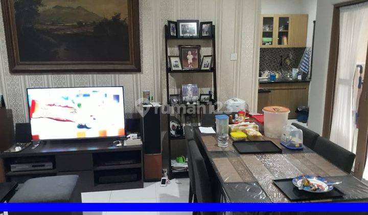 DIJUAL Rumah elegan 2 lantai, di Emerald Bintaro Jaya 2