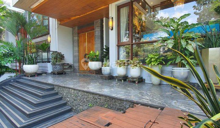 Rumah Mewah Full Furnishe Bergaya Modern Tropical Di Kebayoran Baru Dekat Ke Senayan City 1