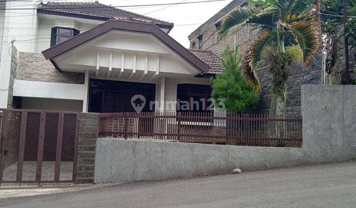 Rumah Cantik Lokasi Strategis Dekat Mal Ciwalk Lokasi Hegarmanah Kota Bandung 1