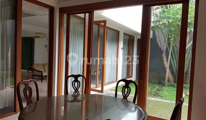 Rumah Setraduta Bagus Terawat Sekali 2