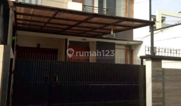 Rumah bagus siap huni di kalibata Jakarta Selatan 1