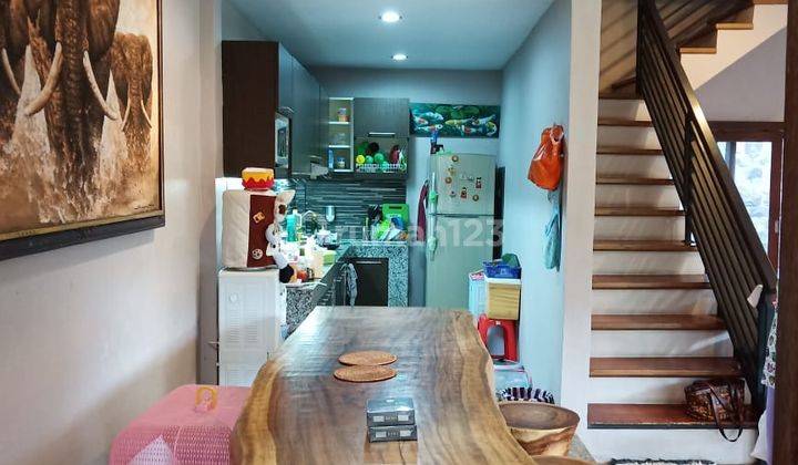 Di jual Rumah lantai 2 Ayani  2