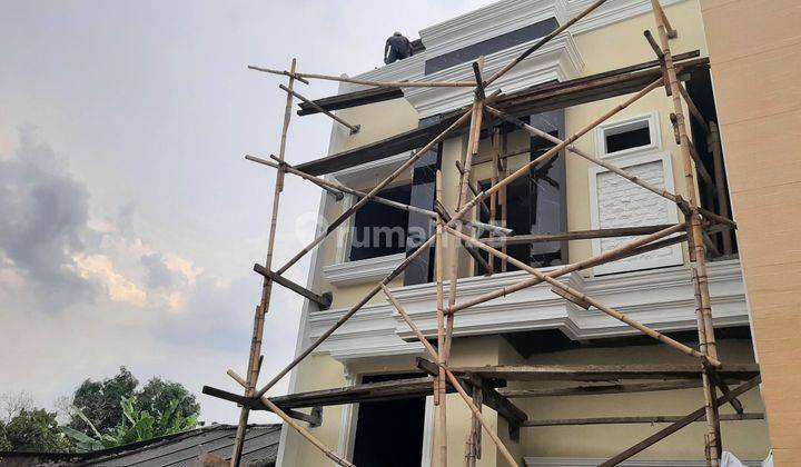 Rumah Baru Dalam Kompleks Di Pasar Minggu Dekat Mall AEON 2