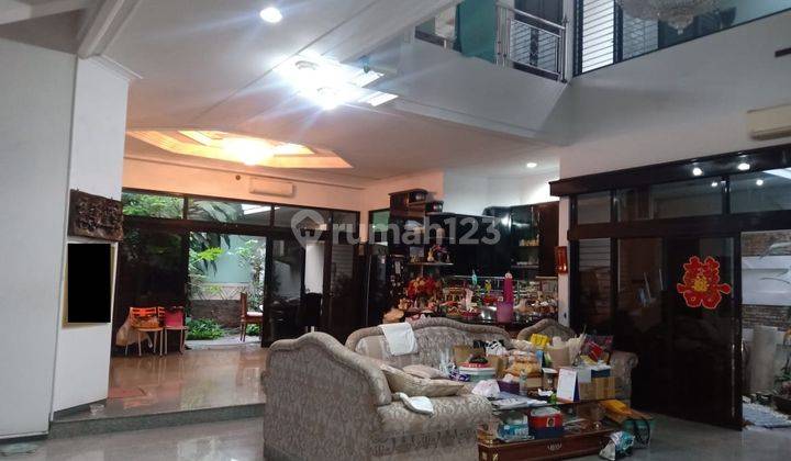 Rumah Mewah Dekat Dengan Mall di Surabaya Timur 1