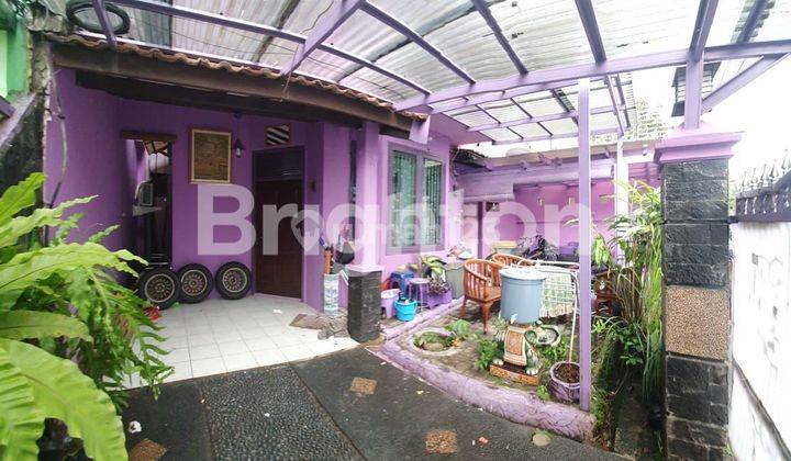 RUMAH CANTIK 2 LANTAI SIAP HUNI TURUN HARGA 1