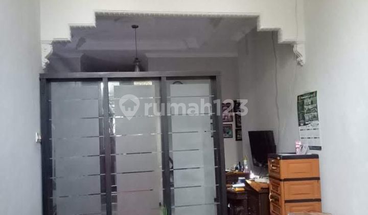 Two-story house, many bedrooms, suitable for large families, low price, pandemic. 2