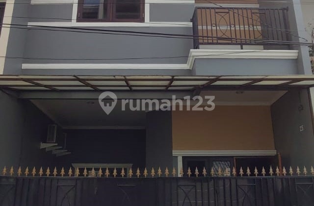 Jual Rumah 6x12 di Tanjung Duren Selatan, Jakarta Barat