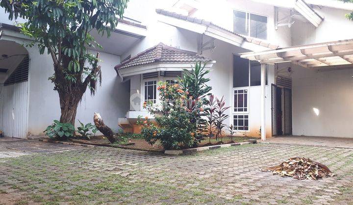 Rumah dengan Tanah Luas di Jl Kayumanis Timur Raya Jakarta Timur 1