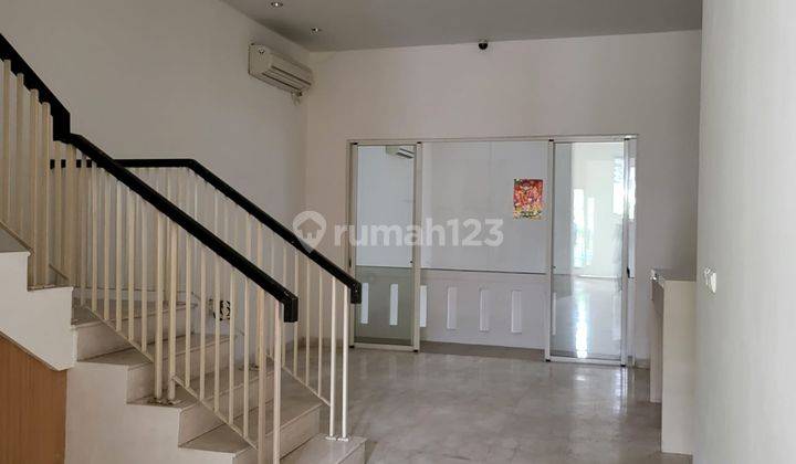 Rumah di PIK Ukuran 8 x 24 1