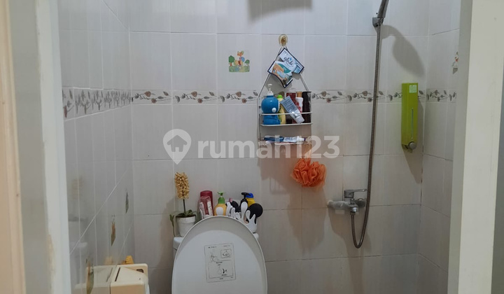 Ready-to-Live House in a Comfortable Cluster in Hoek 2