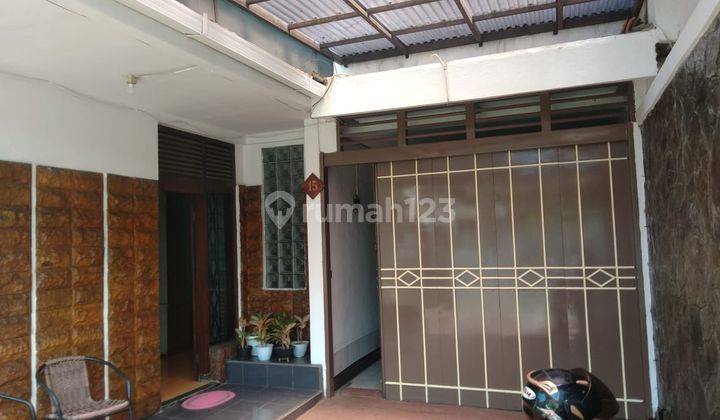 Jual Rumah Nyaman 2 Lantai Jalan Kembar 2