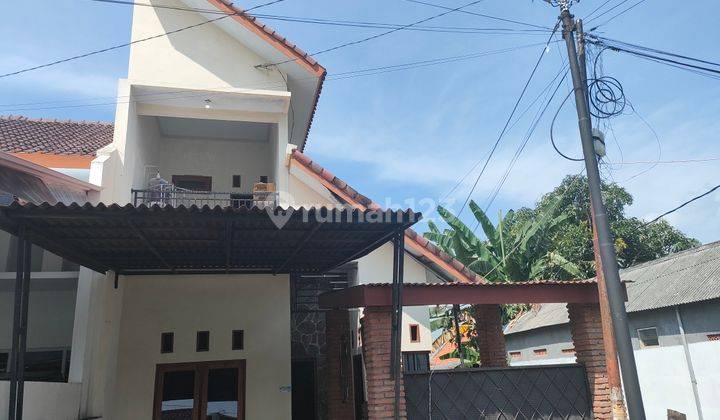 Rumah di lingkungan yang nyaman dan aman 1