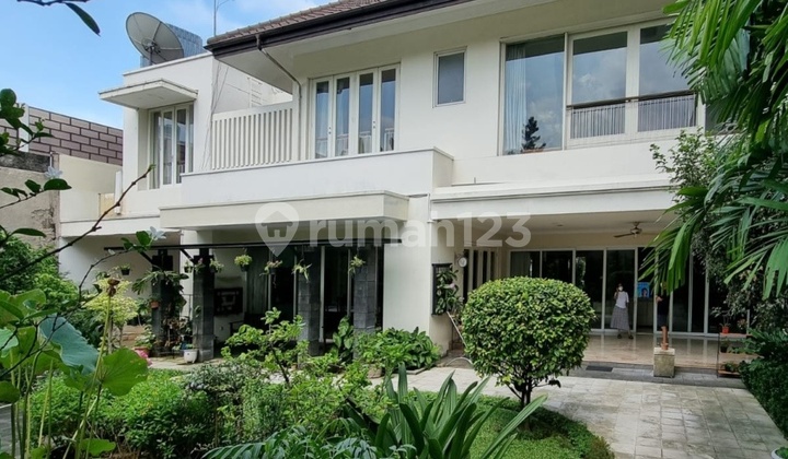 DIJUAL RUMAH MEWAH MODERN at Jl SRIWIJAYA, SELONG, KEBAYORAN BARU