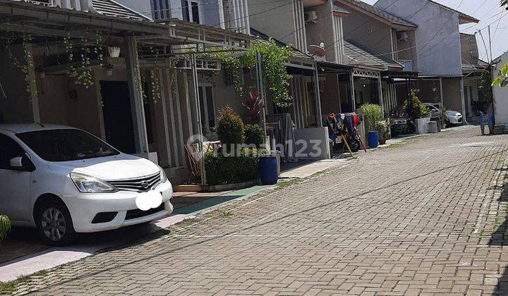 Rumah 2 lantai Bebas Banjir di Cikunir 2