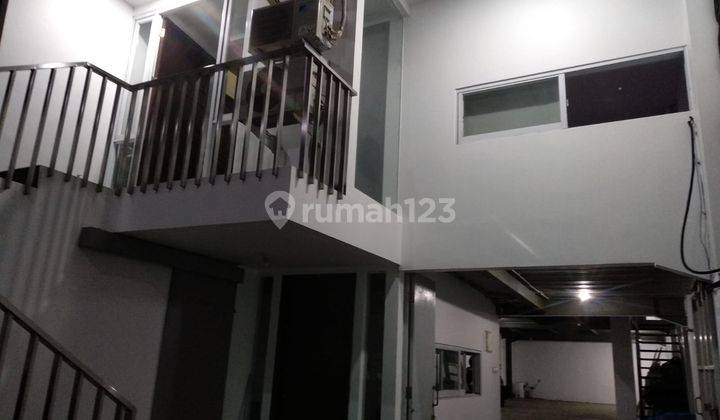 Rumah Tinggal Sekaligus Tempat Usaha di Kompleks Villa Arteri Jalan Panjang Kebon Jeruk 1