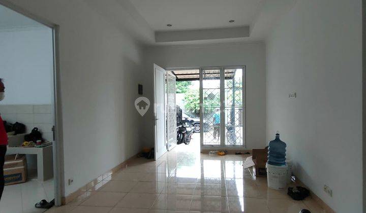 Rumah 2 Lantai siap huni luas 10x13 130m2 Royal Residence Cakung Jakarta Timur 2