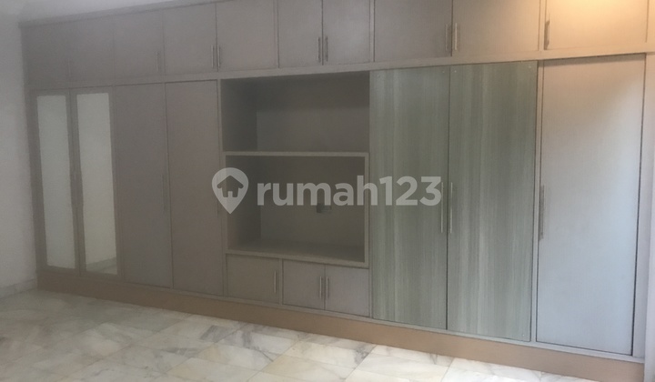 Nice House Patra Kuningan Area