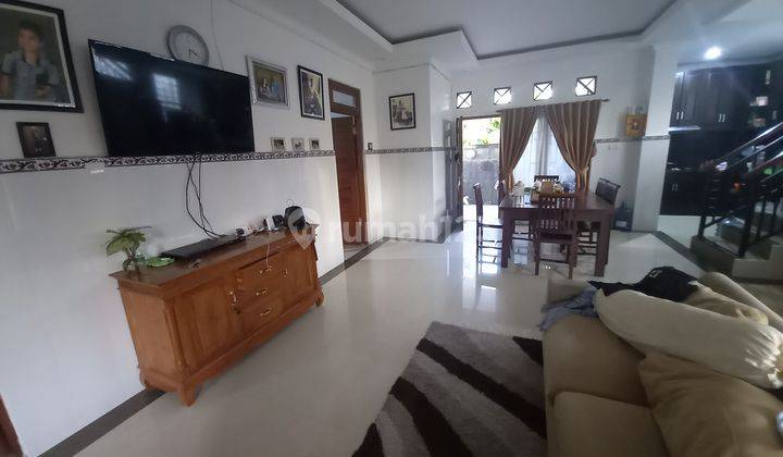 Di jual Rumah lantai 2 Saba Gianyar Bali 2