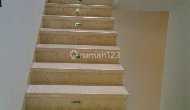  Rumah Siap Huni 4kt, Unfurnished Gandaria, Jakarta Selatan 2