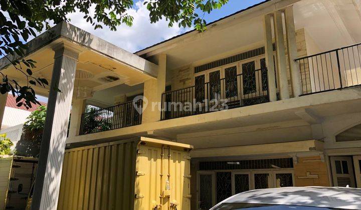 Rumah Menteng, SHM . Lokasi Strategis , Harga Menarik 1