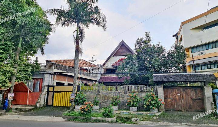 RUMAH BAGUS POROS JALAN DIENG MALANG,DEKAT KAMPUS UNMER 1