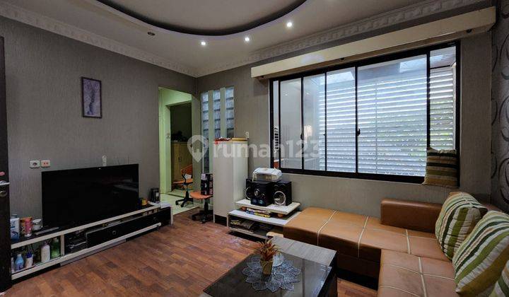 Rumah 3 Lantai Luas 7x15 105m2 Type 3KT di Casa Jardin Residence Jakarta Barat 1