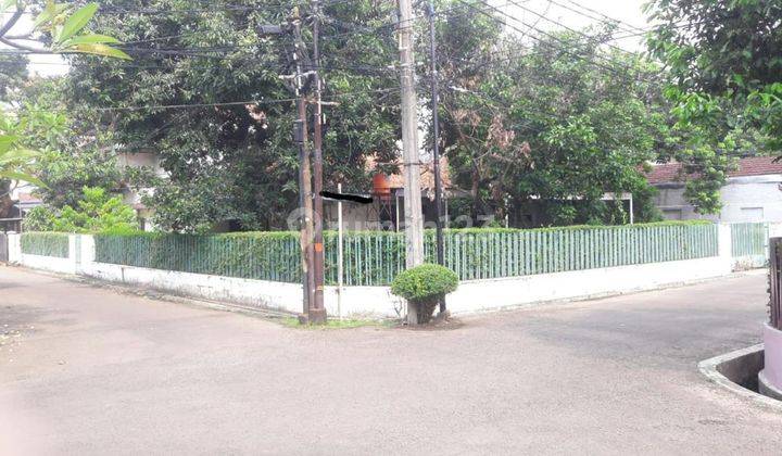 Warung Buncit lingkungan tenang, dekat supermarket 1