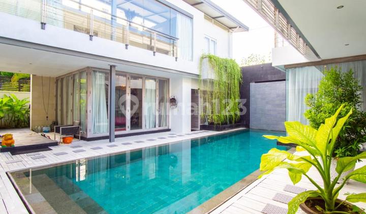 Beautiful Modern Villa Walking Distance To Batubelih Beach Kerobokan 2